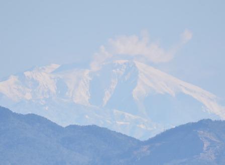 御嶽山の噴気がくっきり News Information 愛知東邦大学